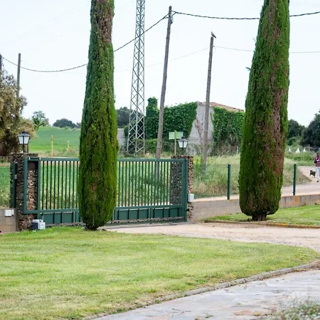 Masia per a 12 amb piscina · Cassà de la Selva Casa de férias